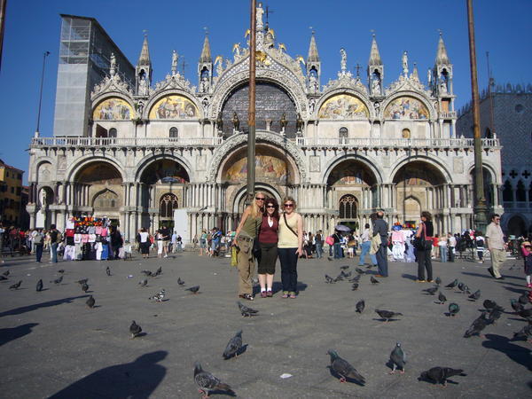 Maureen, Zoe,and I in front of San Marco