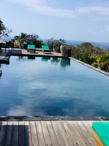The Shanti Residence Infinity Pool