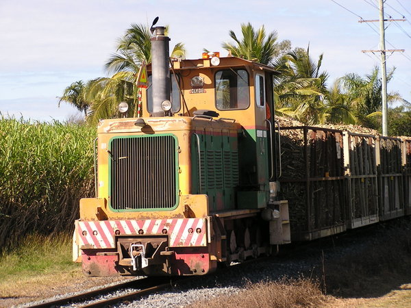 tiny electric train