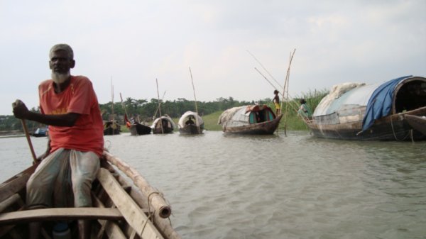 Boat to the government resettlement village