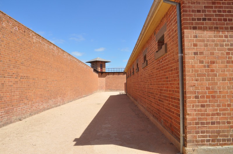 Gaol2