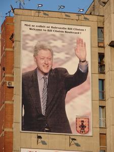 Bill welcomes you to Pristina
