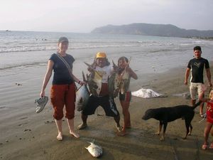 Kerensa with some fisherman in Puerto Lopez