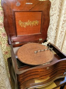 The Reginaphone!