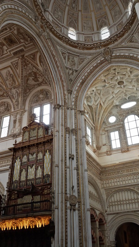 The Transept and Choir areas