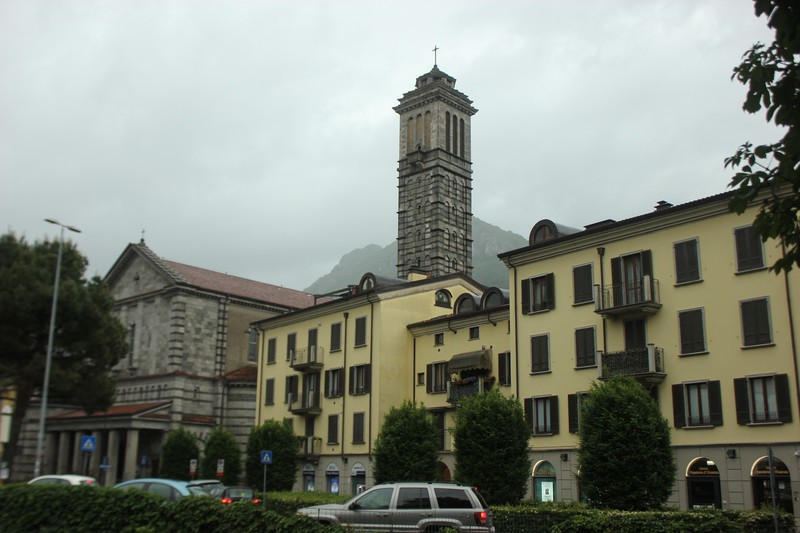 Storm's a-coming, Lecco tower!