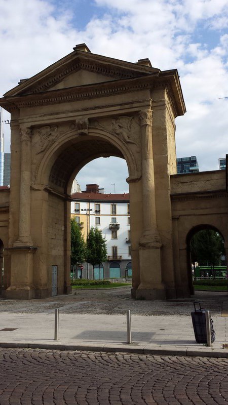 Porta Nuova in Milan with Bjorn Ironside (my bag)