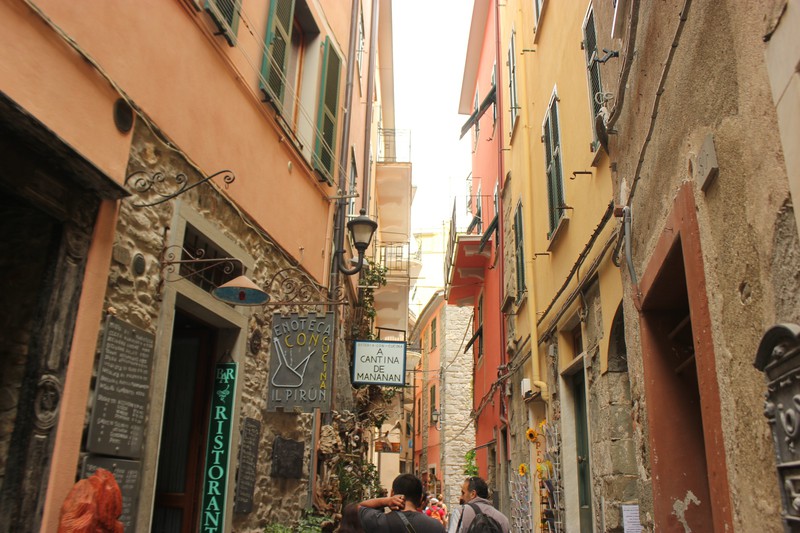 View along the main street in Corniglia