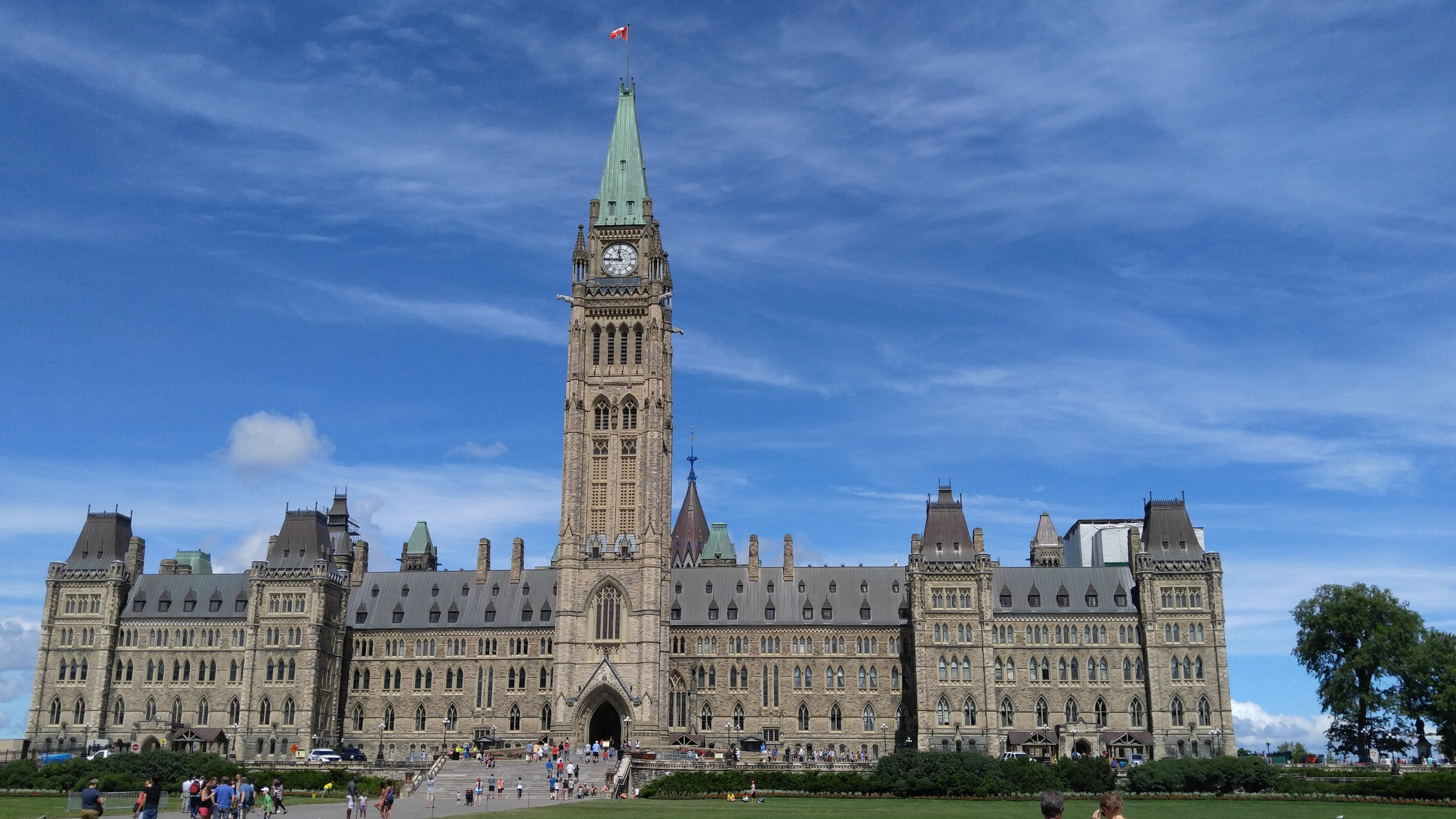 parliament building tours in ottawa