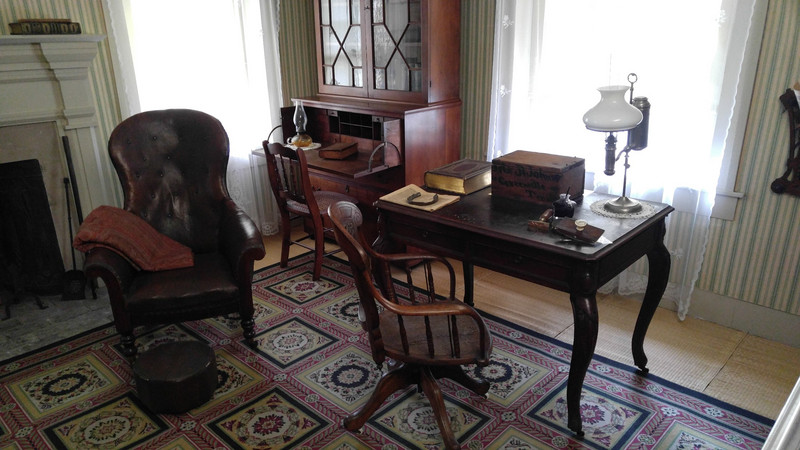 Desk in Andrew Johnson's bedroom