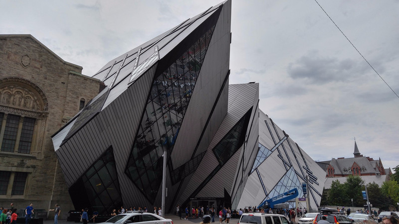 The exterior of the Royal Ontario Museum