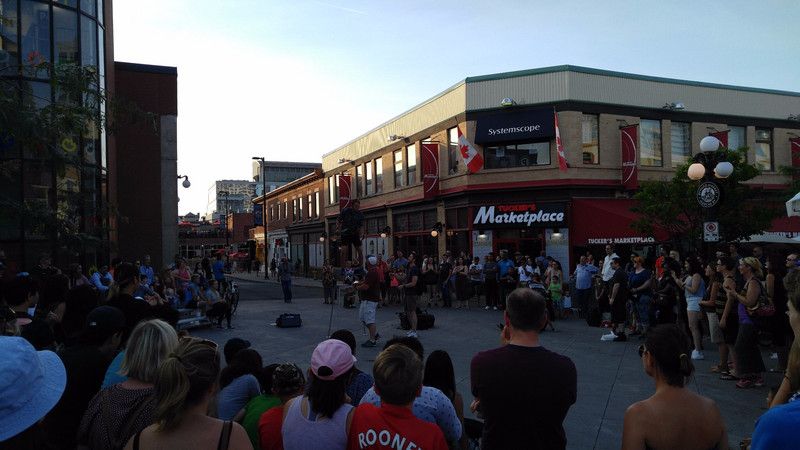 Street performer at the Byward Market