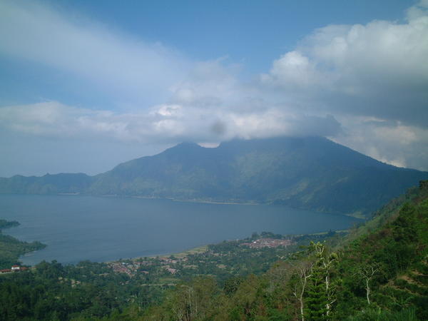Batur lake