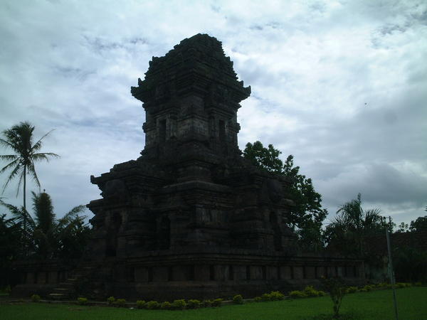 Singosari temple