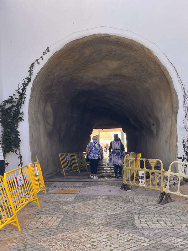 Tunnel to the beach