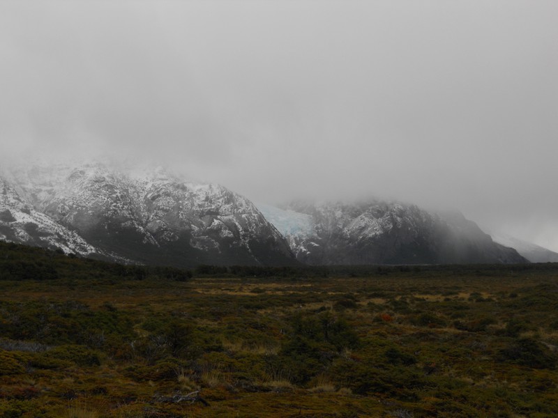 Moody mountains with a little glacier poking through. Not quite Perito Moreno!