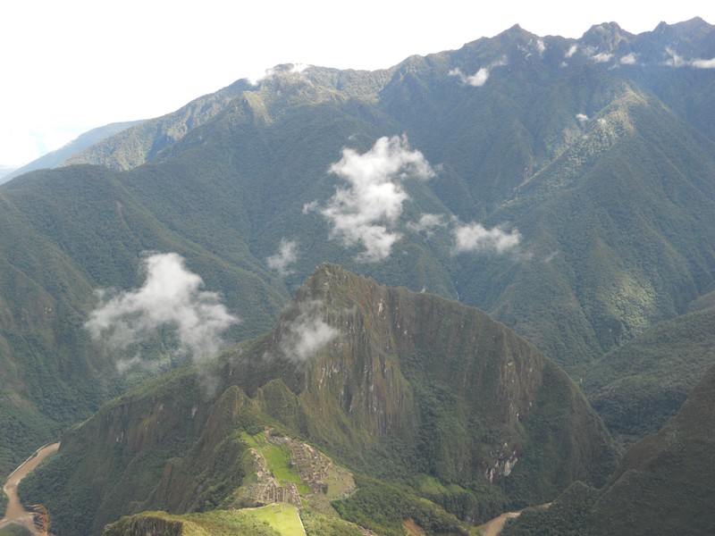 In the distance below are the ruins and the (smaller) Waynapicchu mountain!