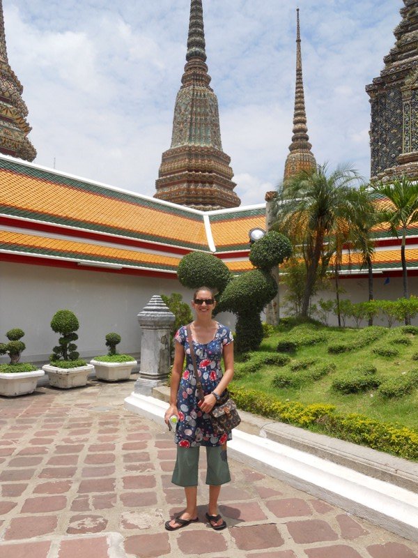 Hedges for hats at Wat Po