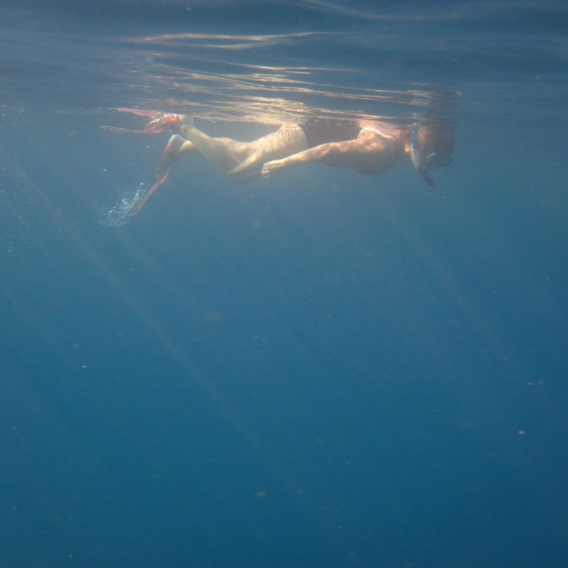 Toucarie reef - Kate snorkelling