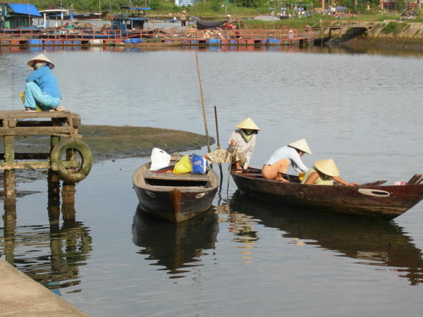River front life at Hoi An