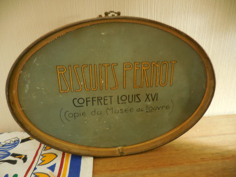 Pernot Biscuit Tin from Robert