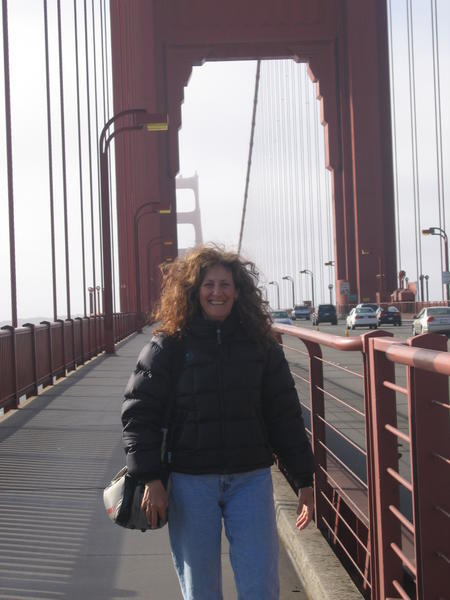Marlene, som jeg boede hos, og som tog mig ud paa Golden Gate Bridge