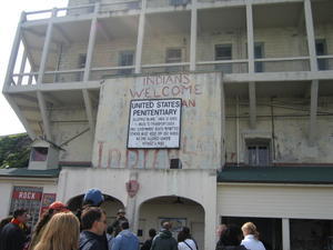 Indgangen til faengslet paa Alcatraz. Spooky...