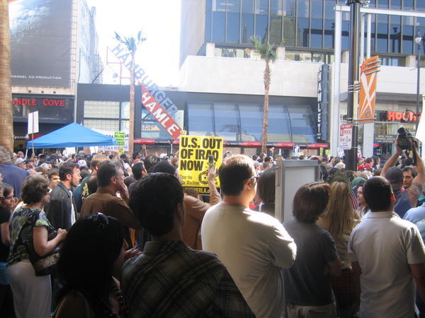 En demonstration mod Irakkrigen, der blev holdt paa fireaarsdagen for krigens begyndelse