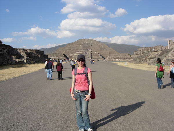 Avenue of the Dead, leading to Pyramid of the Moon