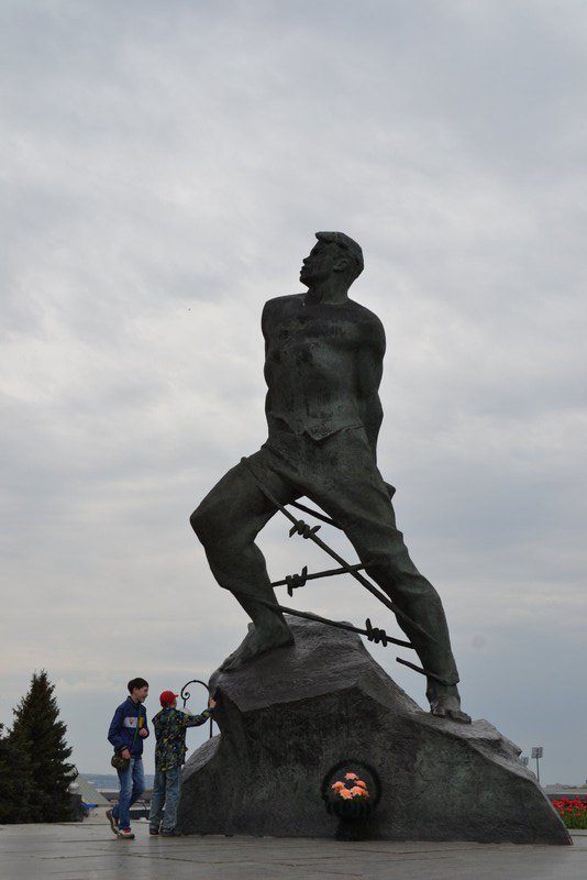 Statue, Kazan