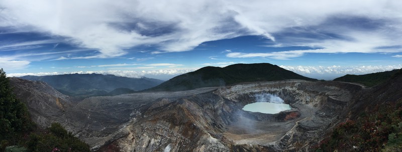 Volcan Poas Crater