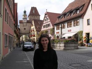 Mike snaps pics of me in Rothenburg