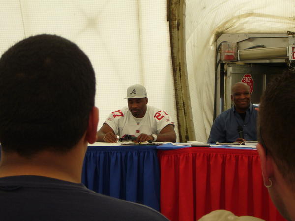 Brandon Jacobs in the bubble
