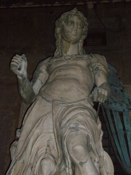 The statue in the post-dinner dancing courtyard