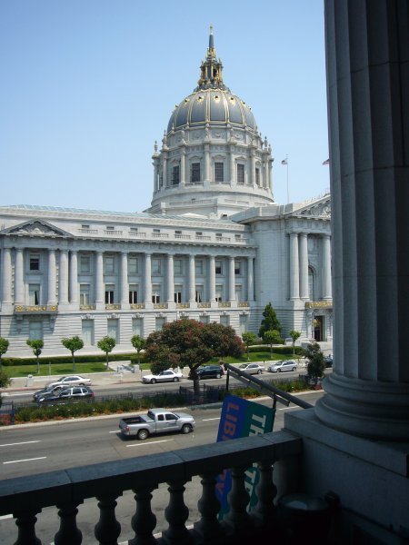 The view from the loggia to City Hall