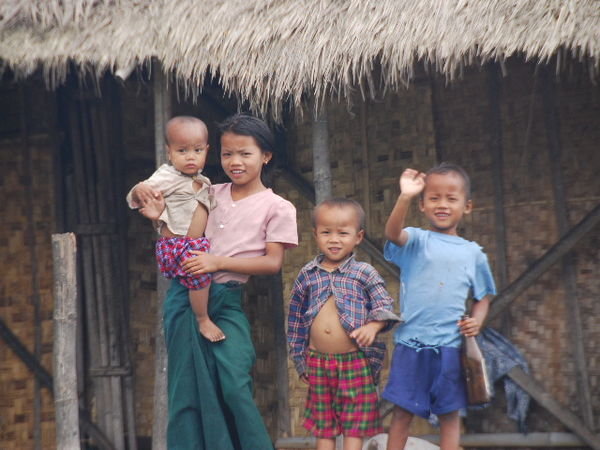 Burmese people living on the Bog