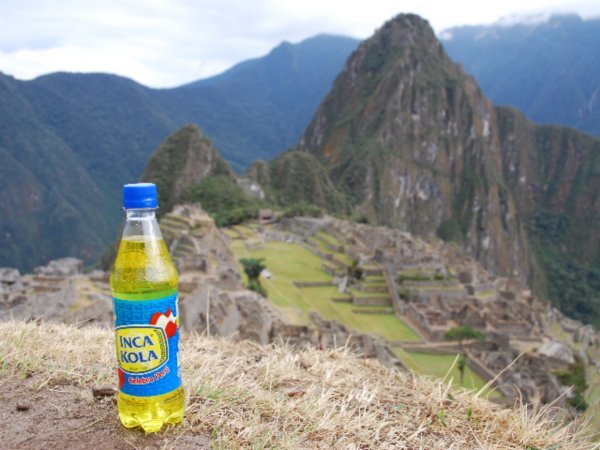 Machu Picchu - Inca Kola