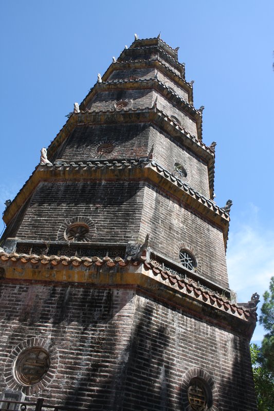 Thien Mu's Phuoc Dien Tower 