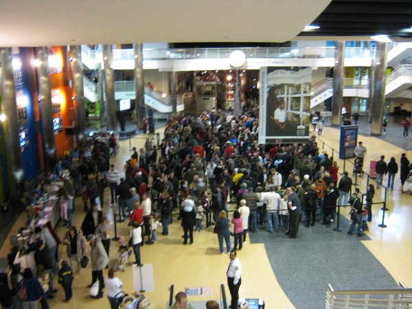The line at the Chicago Science and Technology Musum
