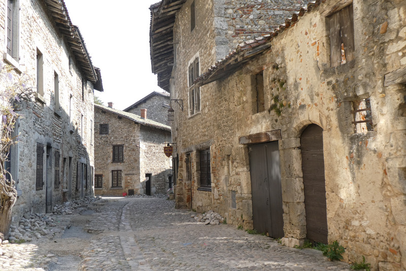 Pérouges - l'un des plus beaux villages de France