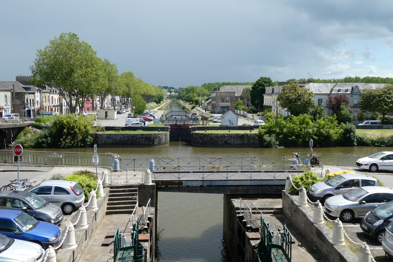 The Nantes – Brest Canal Crossing of the Vilaine River