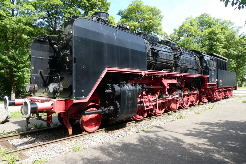 50 Class Locomotive