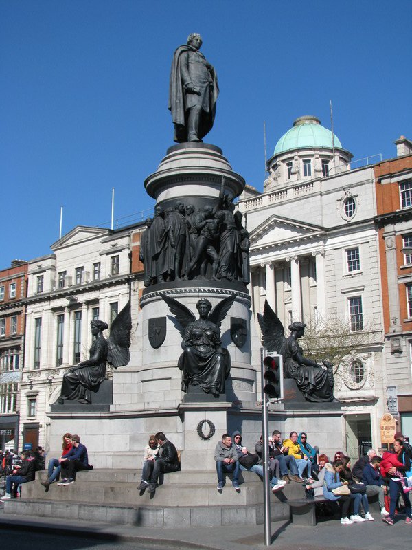 O'Connell Monument, Dublin