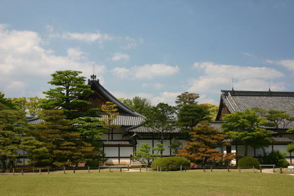 Honmaru Palace