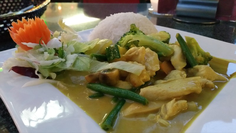 Yellow Chicken Curry! - Yum! 