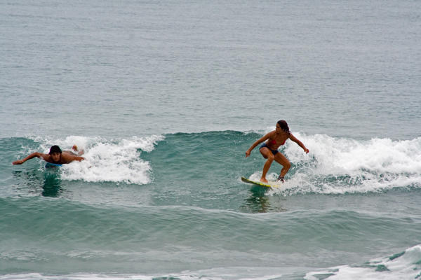 A surfear