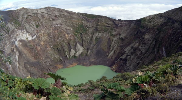 Volcan Irazu1