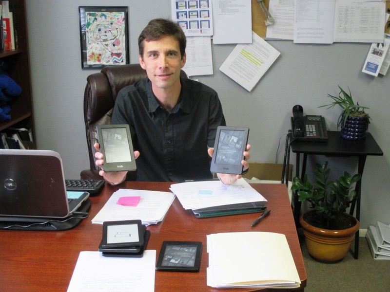 Tom and his Kindles