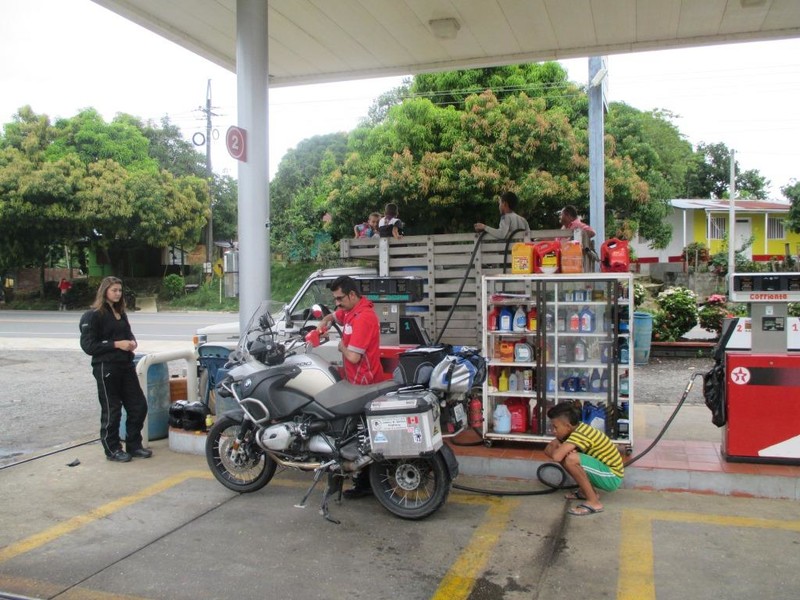 Rolling into a gas station with our big bike never fails to attract a lot of attention