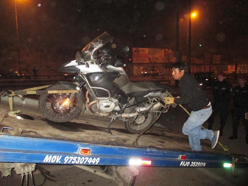 Finally, after almost 4 hours the tow truck came to pick up the bike